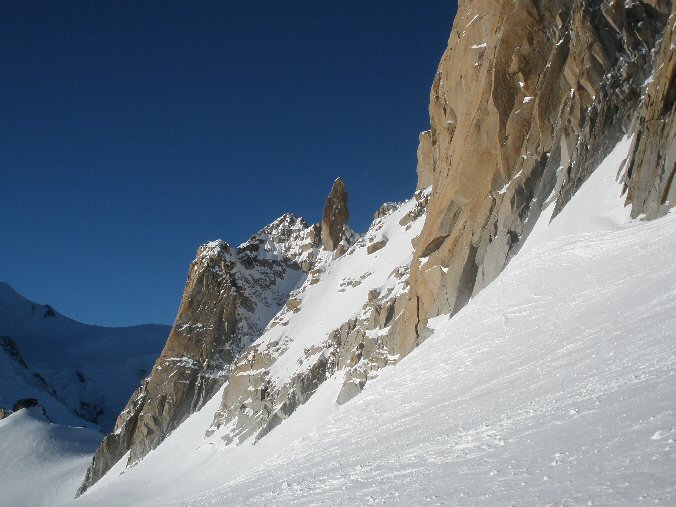 Arete des Cosmiques 2.jpg - L'ar�te � droite